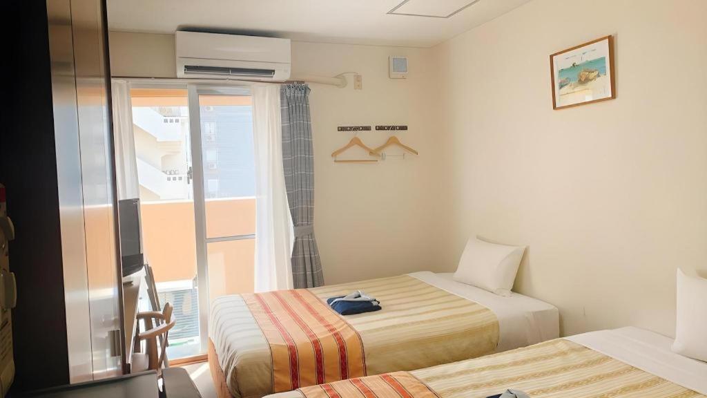 Hotel Peace Land Kume Naha Exterior photo