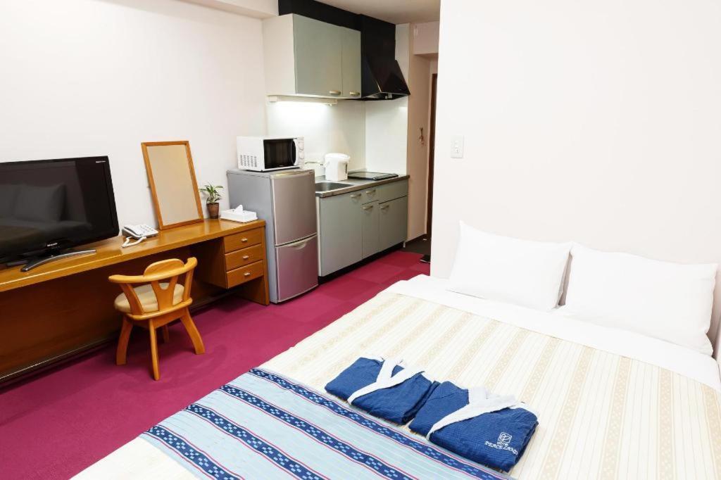 Hotel Peace Land Kume Naha Exterior photo